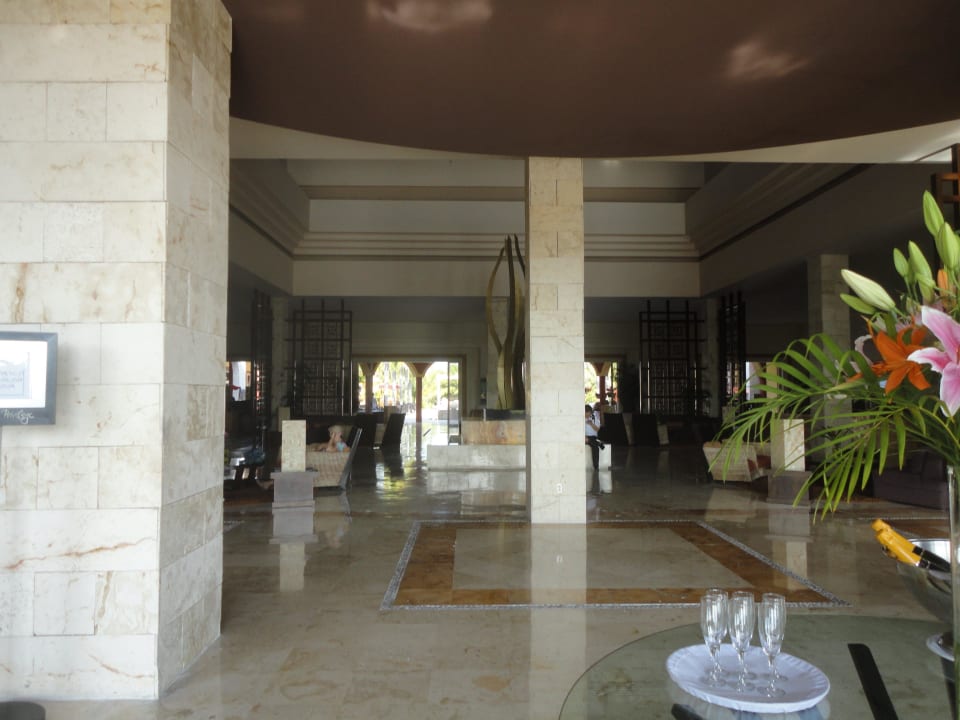 Offene Lobby H10 Ocean Maya Royale - Adults only