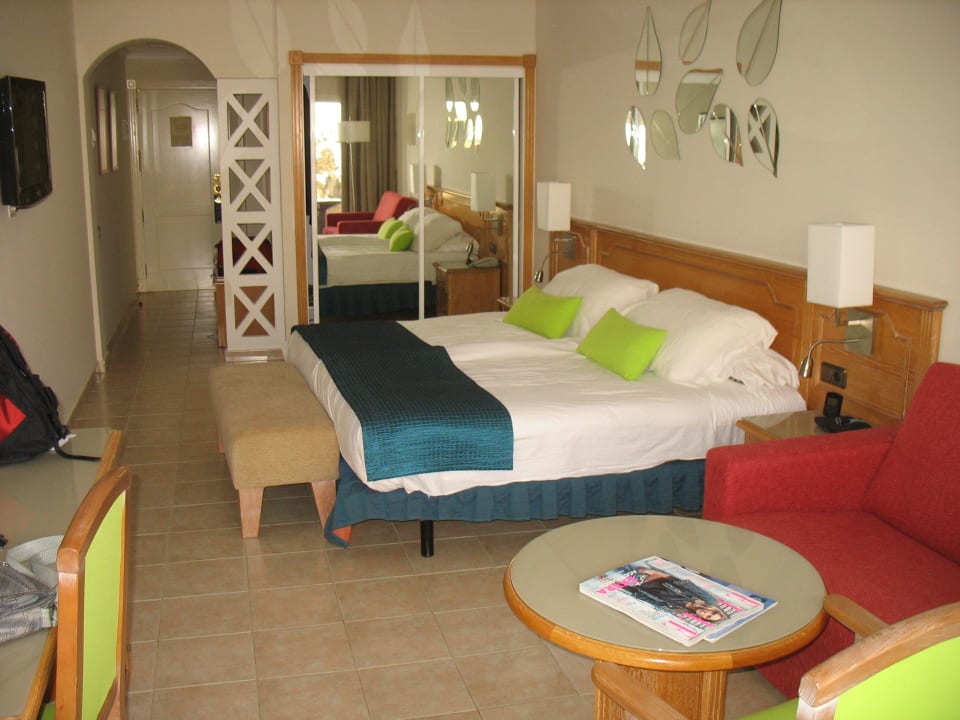 Schönes großes Zimmer H10 Timanfaya Palace - Adults only