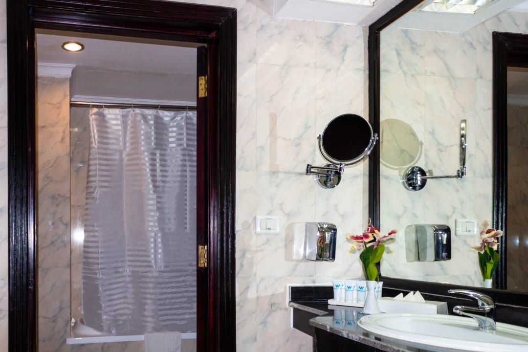 Zimmer White Valley Palace