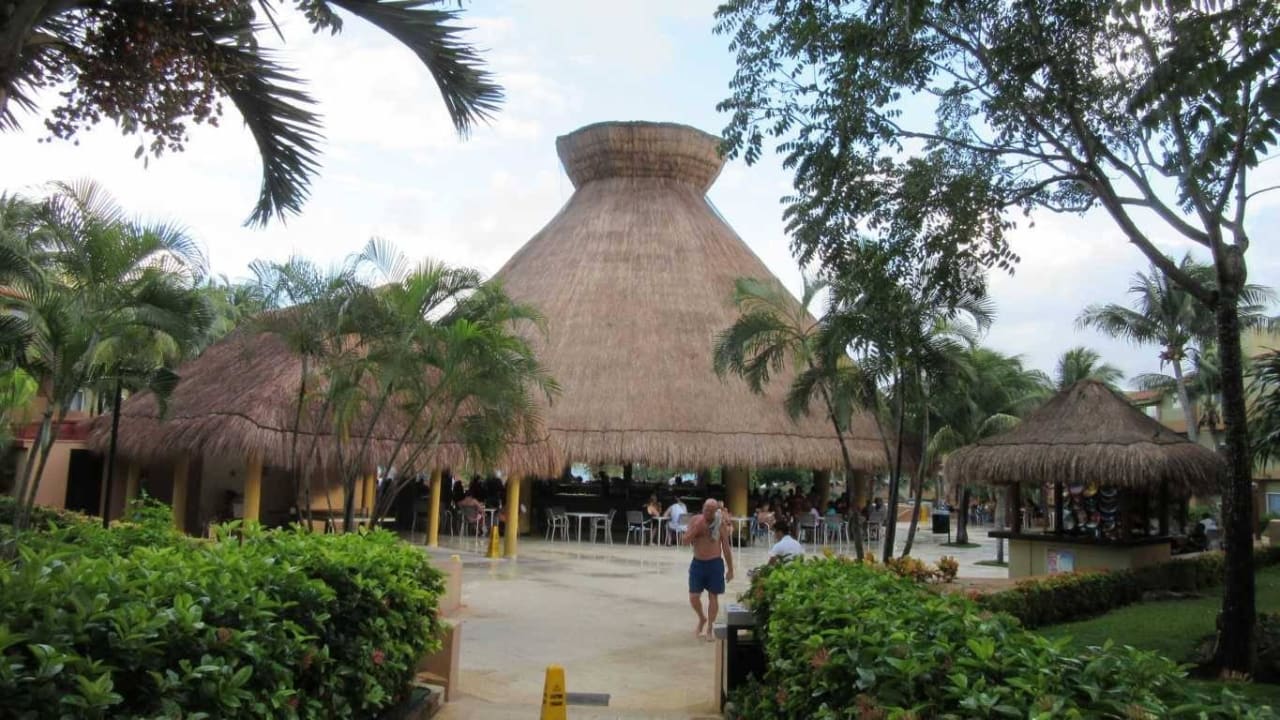 Poolbar Viva Azteca by Wyndham - All Inclusive Resort