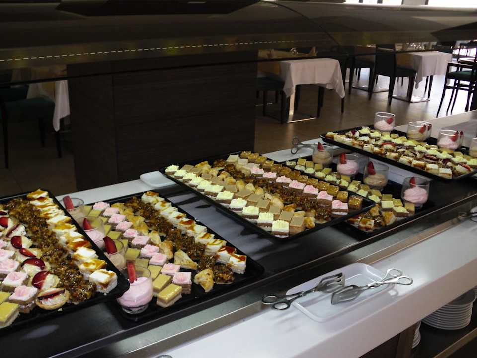 Büffet Hotel Rosa Beach