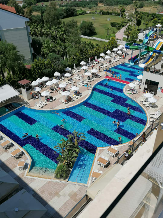 Pool Glamour Resort & Spa