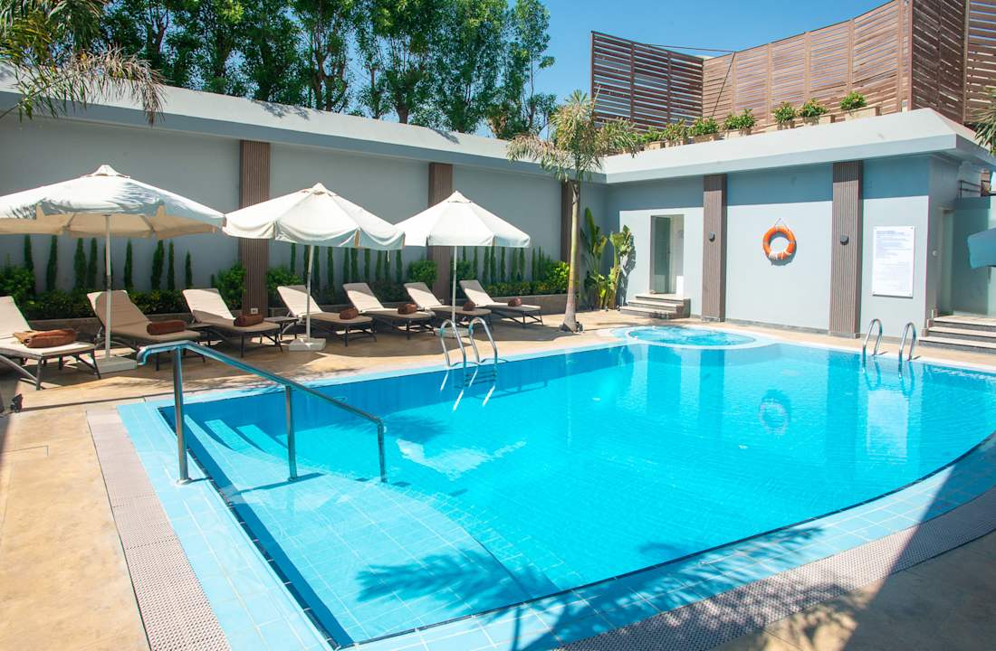 Pool Novotel Cairo El Borg