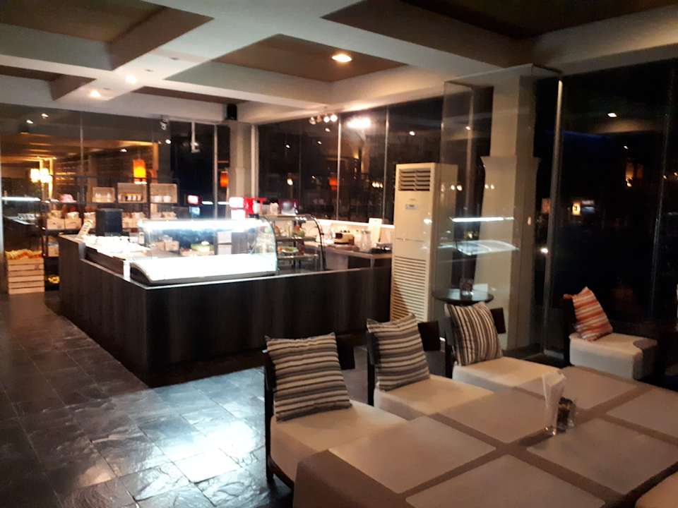 Gastro The Grand Southsea Khaolak Beach Resort