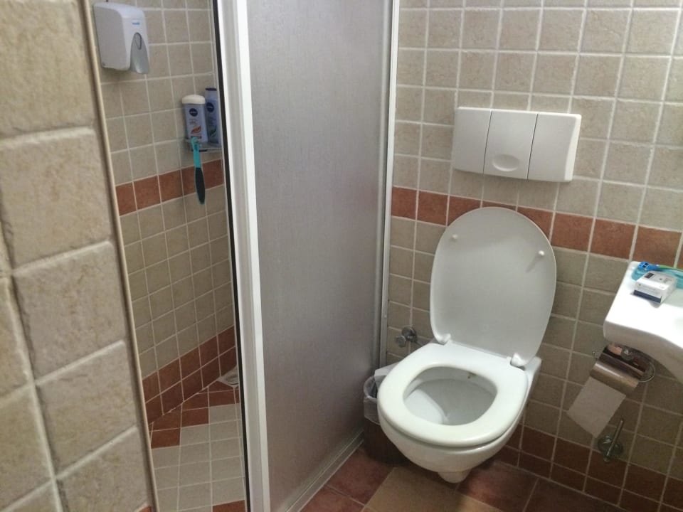 Toilette Bungalow Horus Paradise Luxury Resort & Club