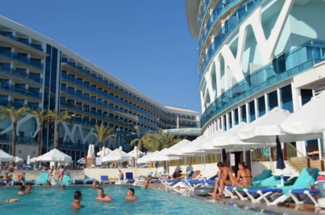 2. Pool Vikingen Infinity Resort & Spa