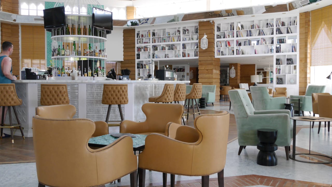Bar H10 Playa Esmeralda - Adults only