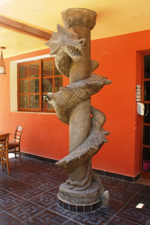 Säule am Asiarestauranteingang Pickalbatros Alf Leila Wa Leila Resort - Neverland Hurghada