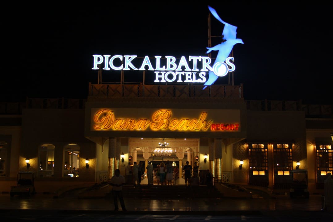 Eingang Pickalbatros Dana Beach Resort - Hurghada