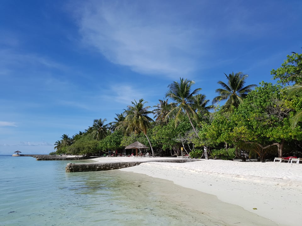 Stets top sauber und nie überlaufen, der tolle Strand Adaaran Select Hudhuran Fushi - Premium All Inclusive