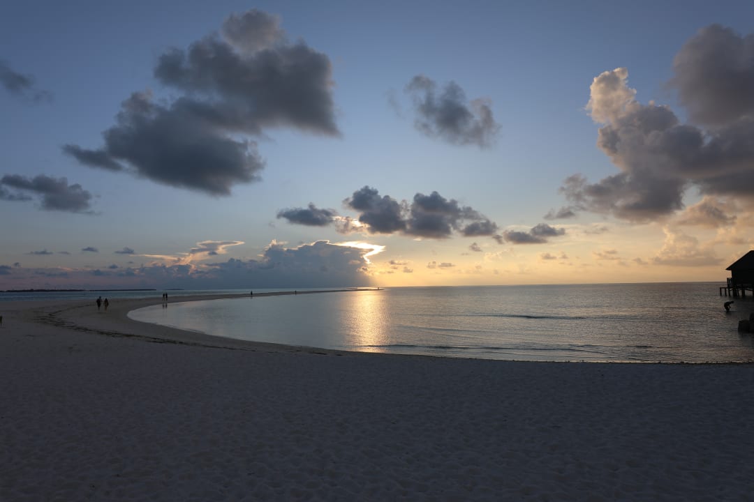 Strand Kuredu Island Resort & Spa