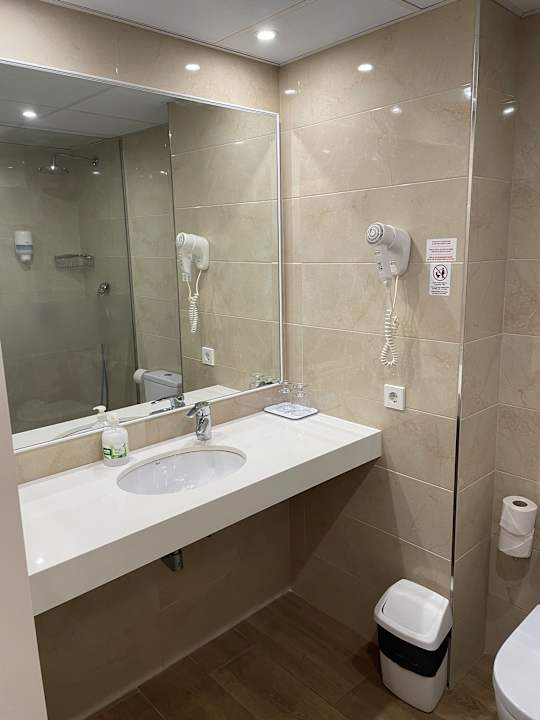 Zimmer Hotel Biniamar