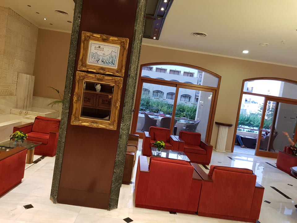 Lobby Hotel Theartemis Palace