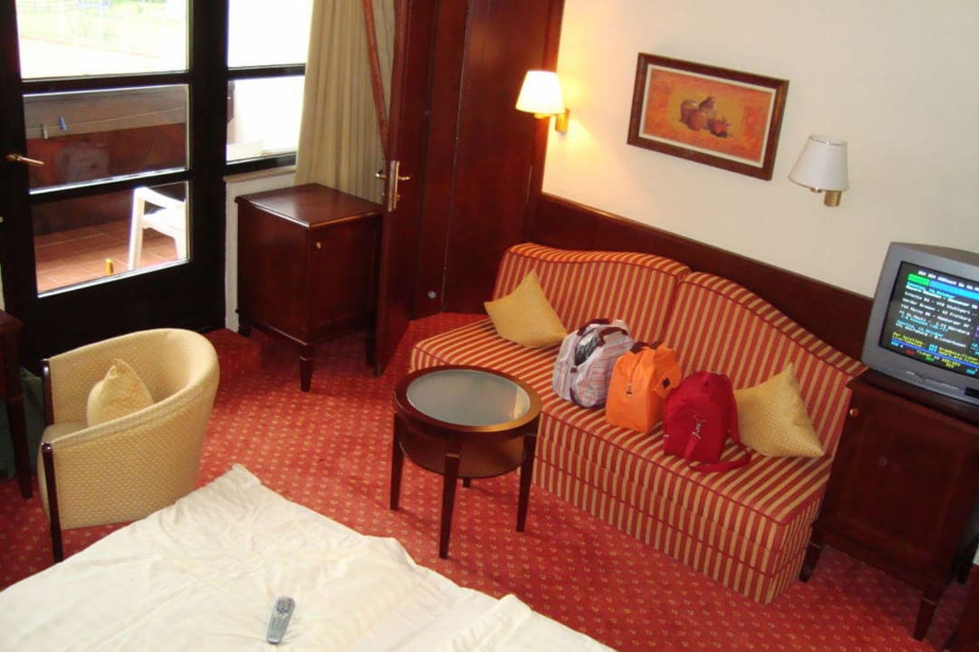 Doppelzimmer Südseite 2. Obergeschoss Familienhotel Sonngastein