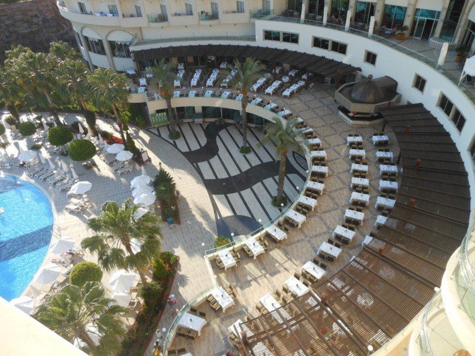 Aussenterrasse Saphir Resort & Spa