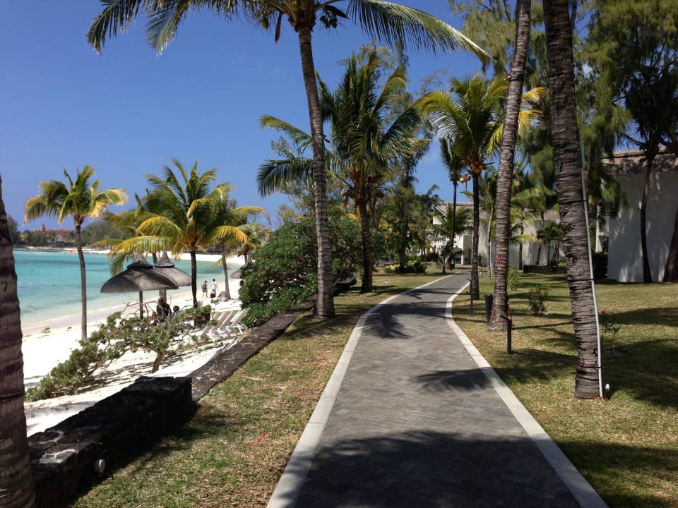 Weg vom Zimmer zum Strand/Pool Ambre Mauritius