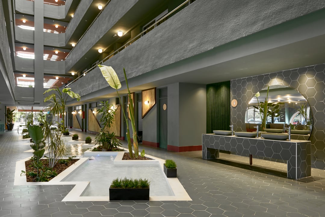 Lobby tent Mojito Suites