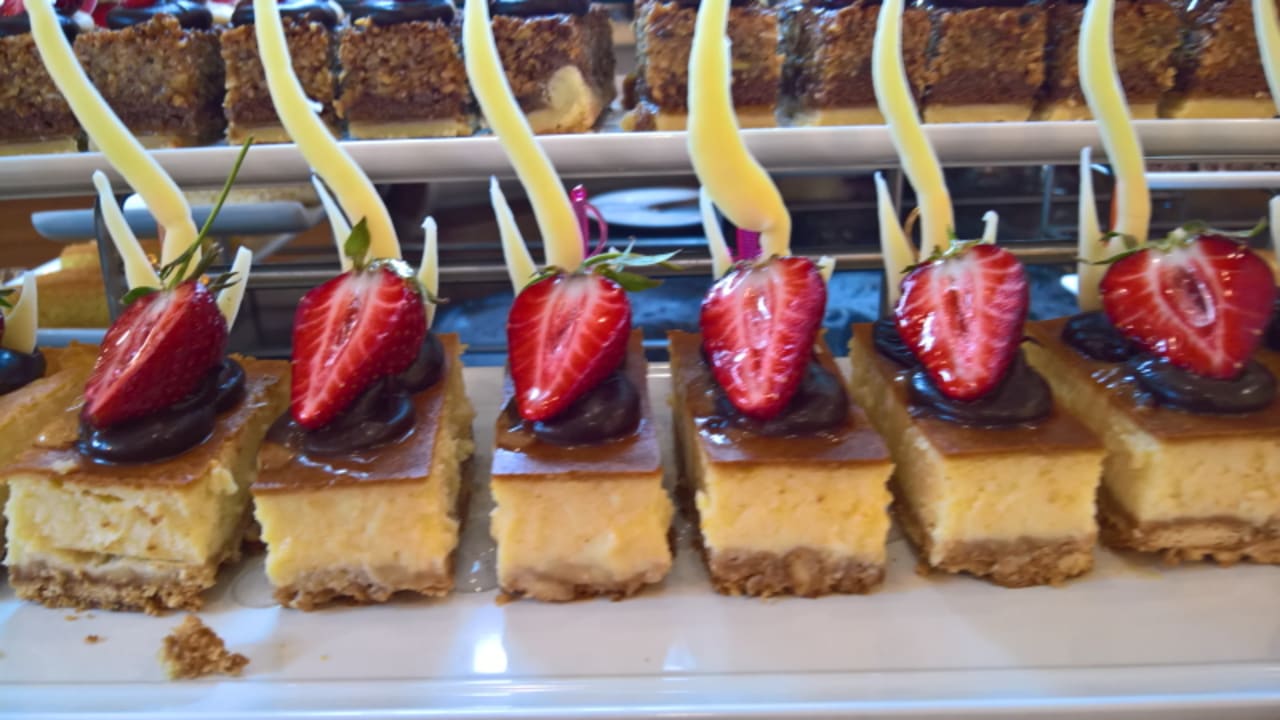 Gastro Delphin Deluxe Resort