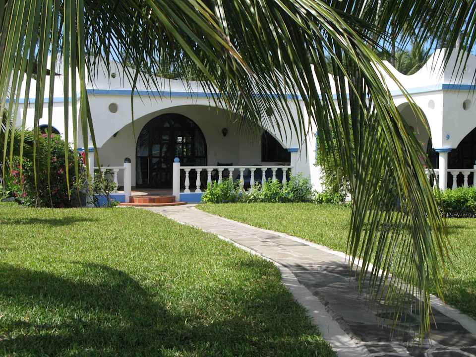 Weg zum Zimmer Salama Beach Resort