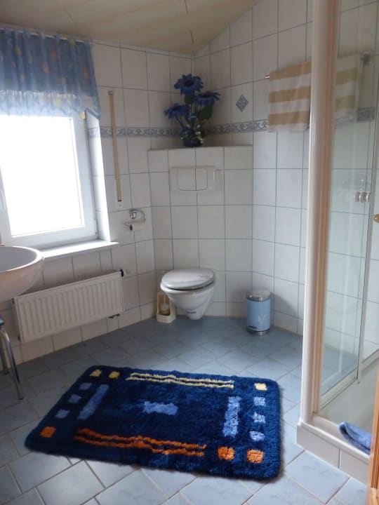 DU/WC 2 - Fewo 3  Reiterhof Odenwald