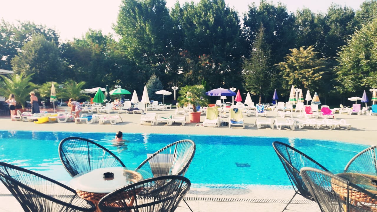 Pool Hotel Zefir Beach