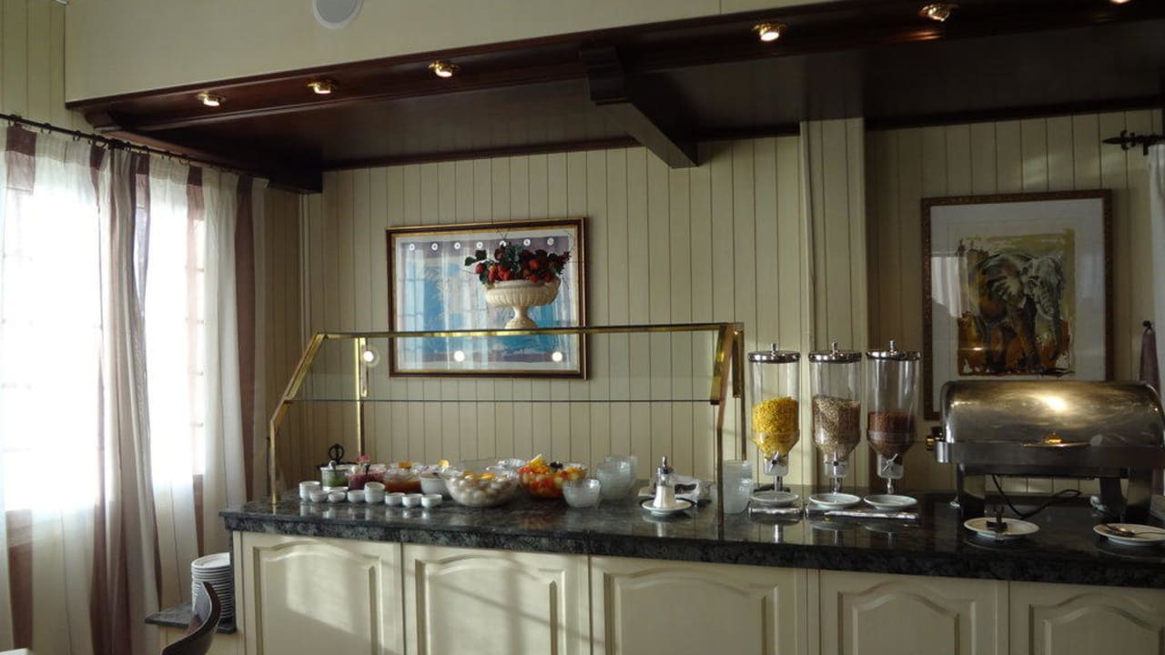 Frühstücksbüffet  Hotel Club S'Illot