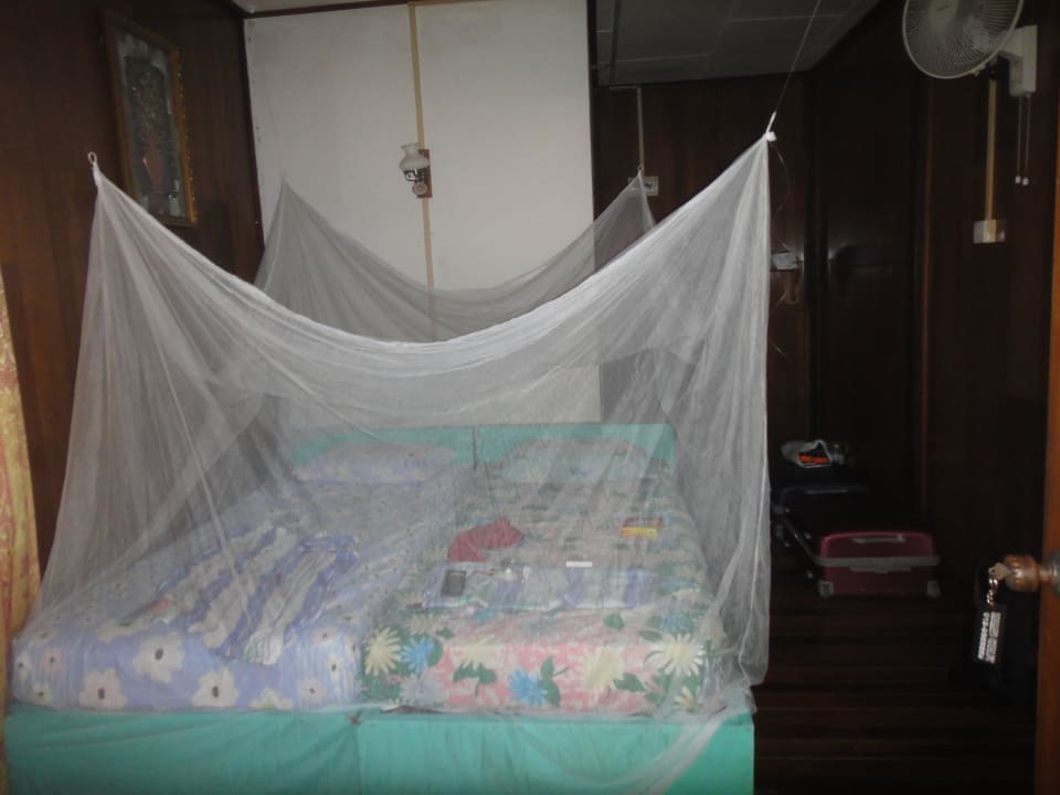 Moskitonetz ist nicht inkl. aber auch nicht notw. Mama's Chalet