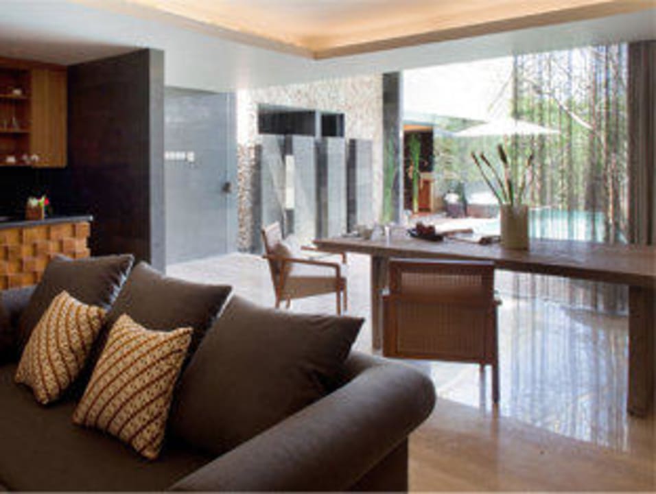 3-Bedroon Garden Villa (Living Room) Anantara Uluwatu Bali Resort