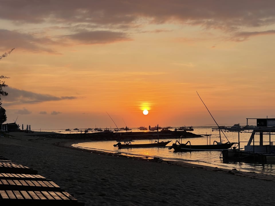 Strand Puri Santrian