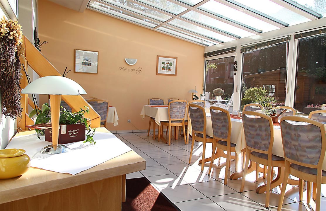 Frühstücksraum Airport Hotel Karsten