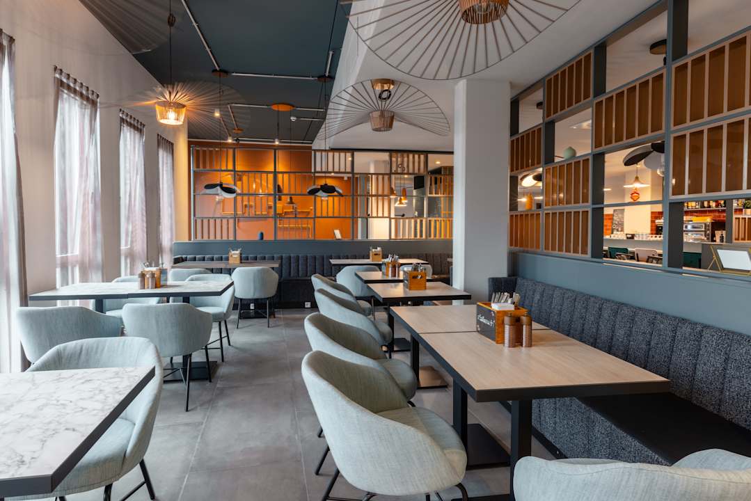 Gastro Holiday Inn - the niu, Pax Berlin Airport by IHG