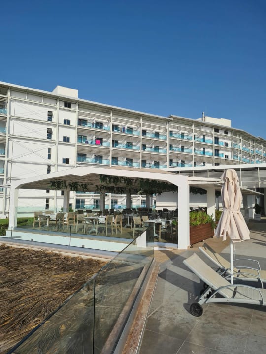 Außenansicht Asterias Beach