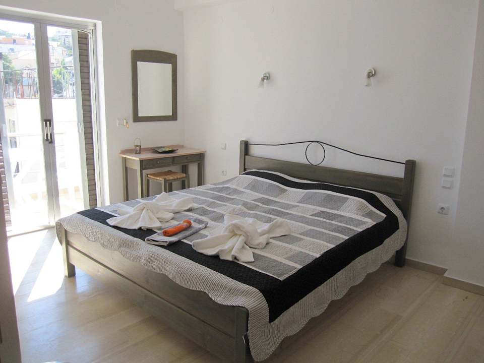 Studio Doppelbett Lion-Suites Kalyves