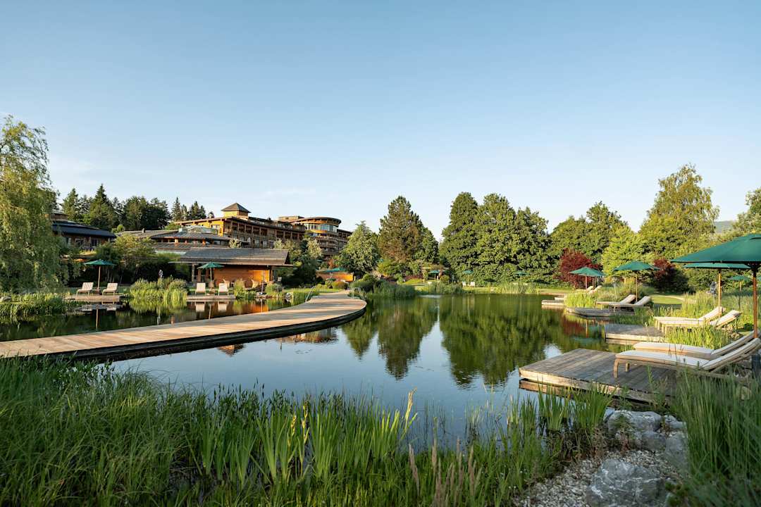 Pool Sonnenalp Resort