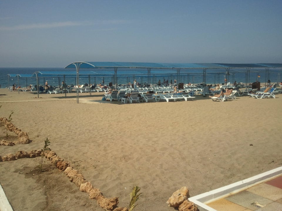 Strand Cenger Beach Resort & Spa