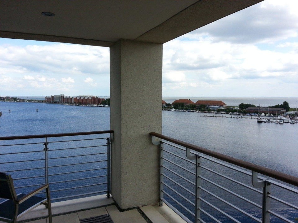 Eckterrasse ATLANTIC Hotel Wilhelmshaven