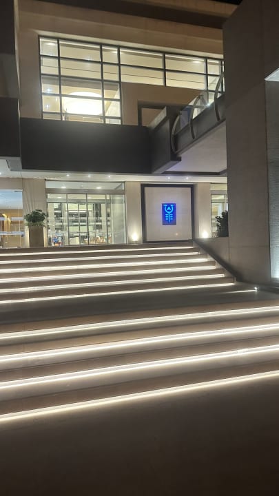 Außenansicht Avra Imperial Hotel