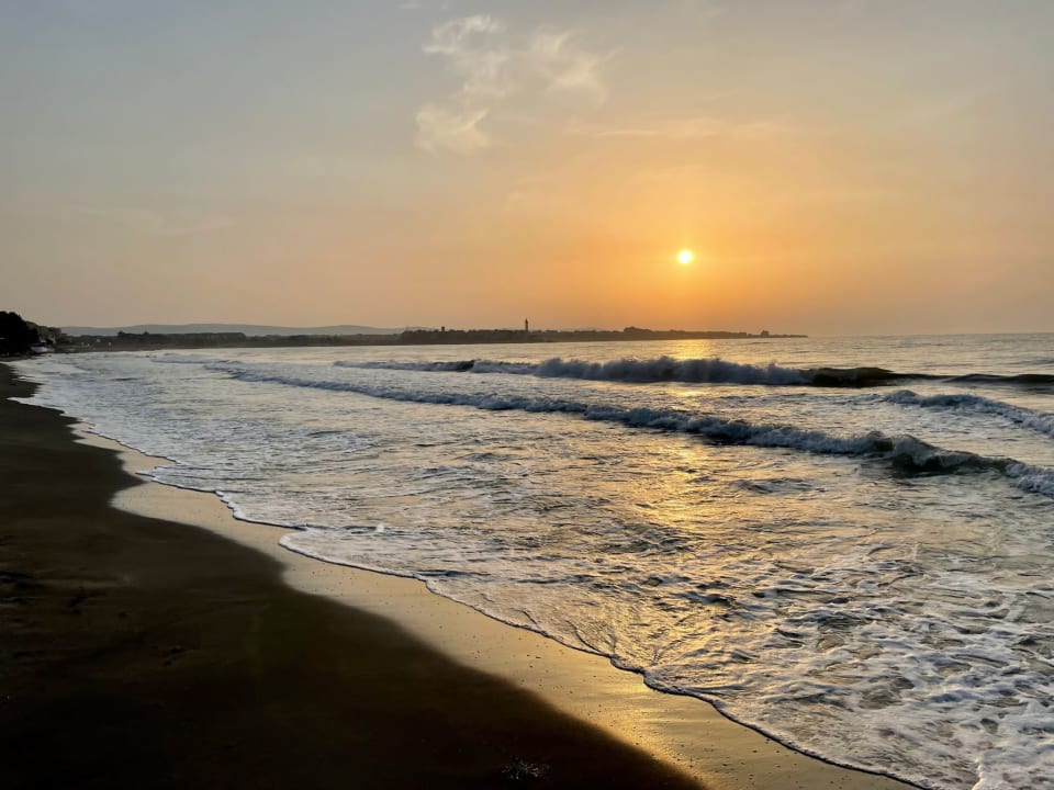 Strand Wave Resort