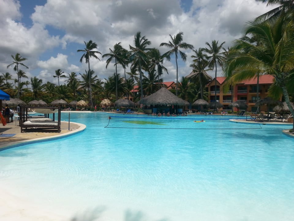 Poolhöhe max. bis zur Brust Punta Cana Princess All Suites Resort & Spa