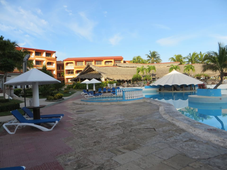 Pool Sol Rio De Luna y Mares