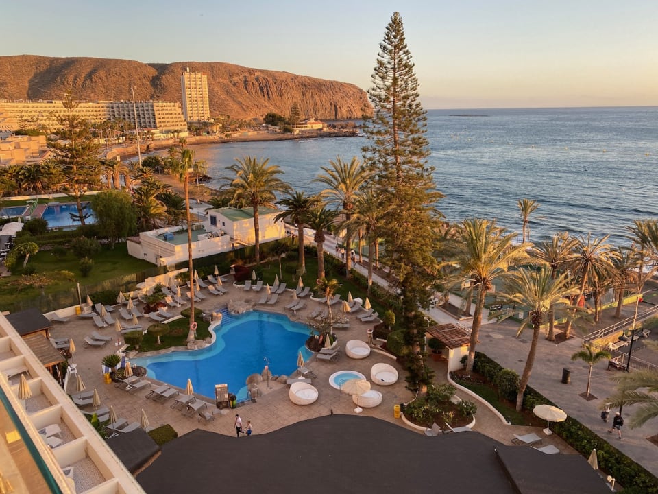  Blick Vom Balkon Mit Pool Boutique H10 Big Sur Adults Only Los 