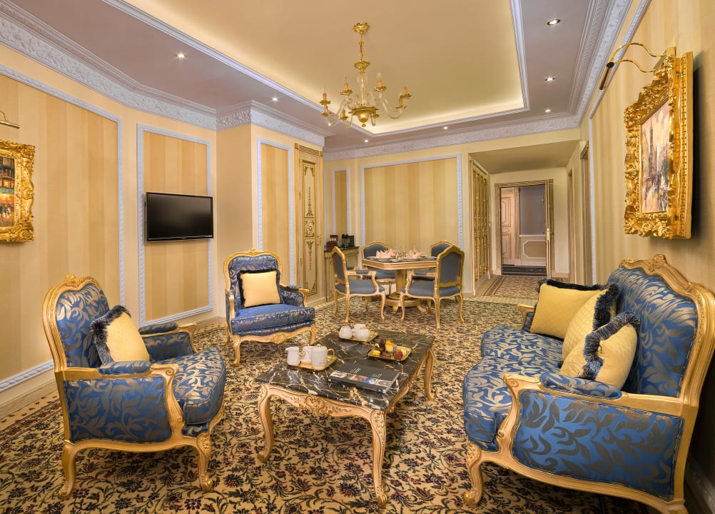 Zimmer Royal Rose Hotel