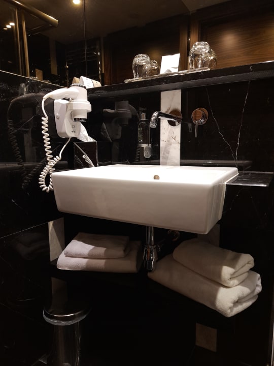 Zimmer INX Design Hotel