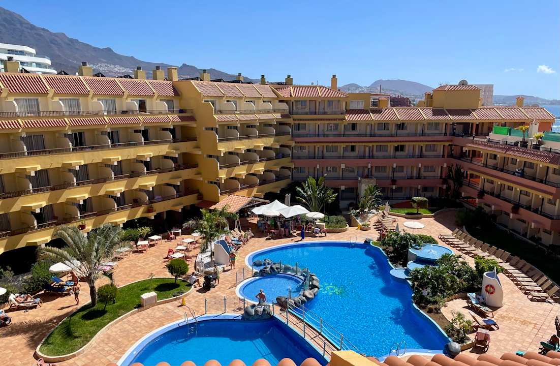 Pool HOVIMA Jardin Caleta