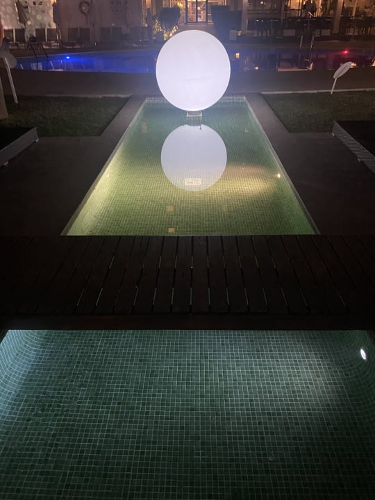 Pool BG Hotel Caballero