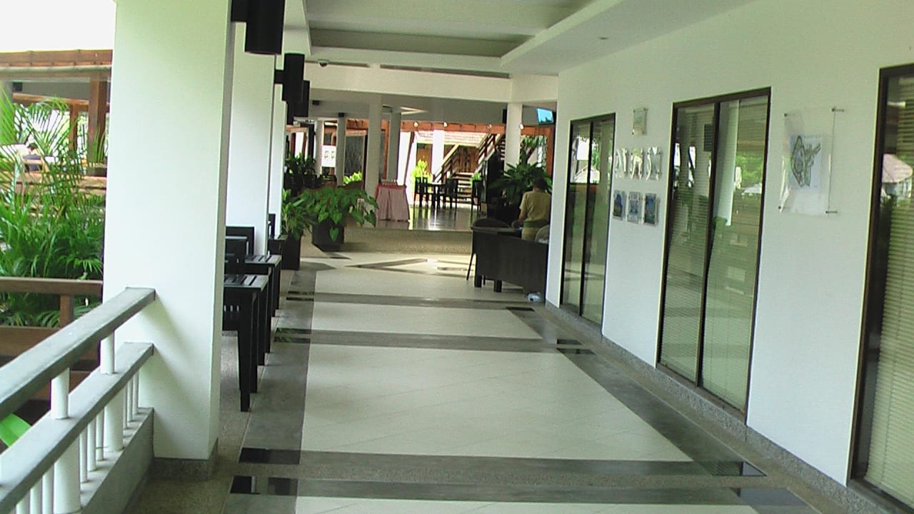 Zur Rezeption und Lobby Peace Laguna Resort and Spa