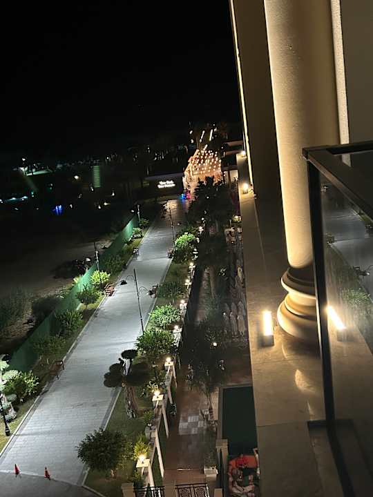 Außenansicht Serenity Queen Hotel