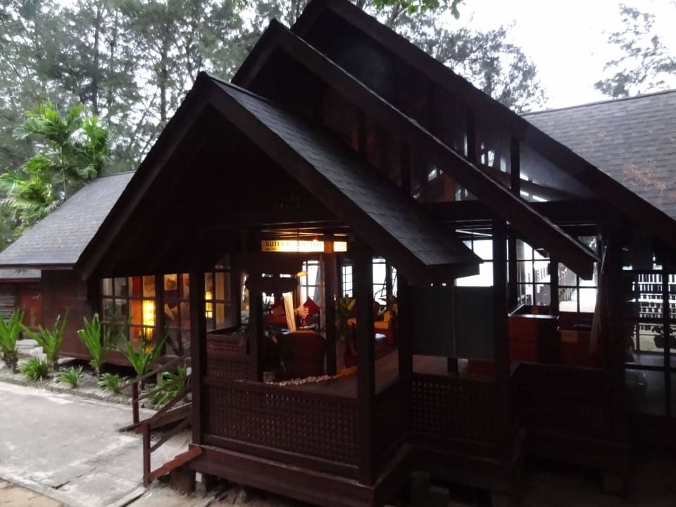 Lobby hotelowe Hotel Manukan Island Resort