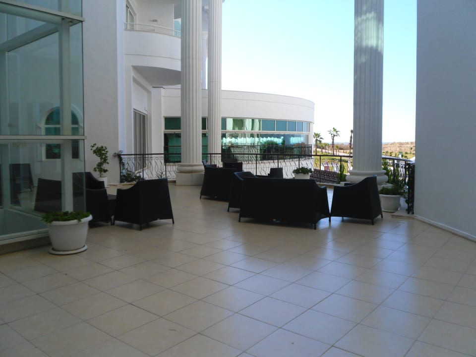 Kleine Außenterrasse Roma Beach Resort & Spa 16+ Adult Only