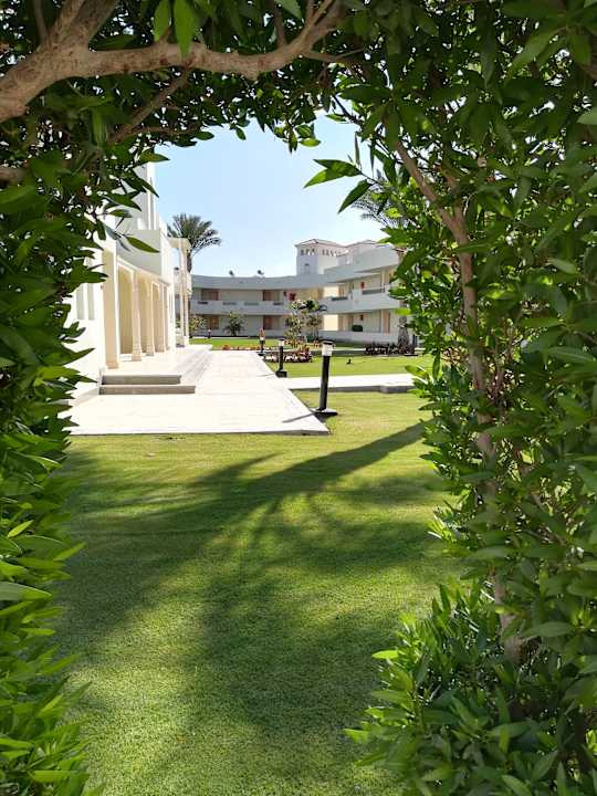 Gartenanlage Pickalbatros Dana Beach Resort - Hurghada